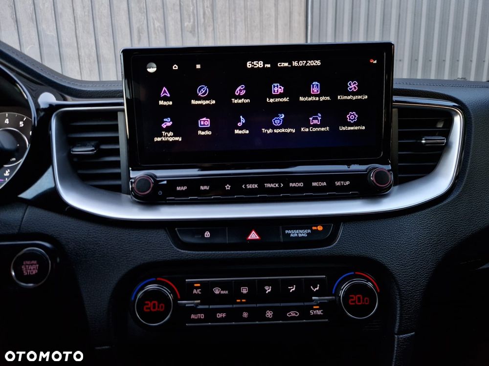 Kia XCeed - 21