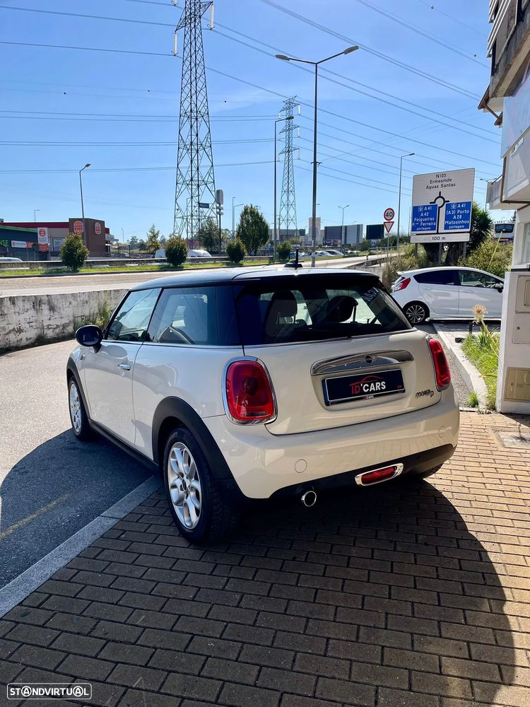 MINI 3 Portas Cooper D - 6