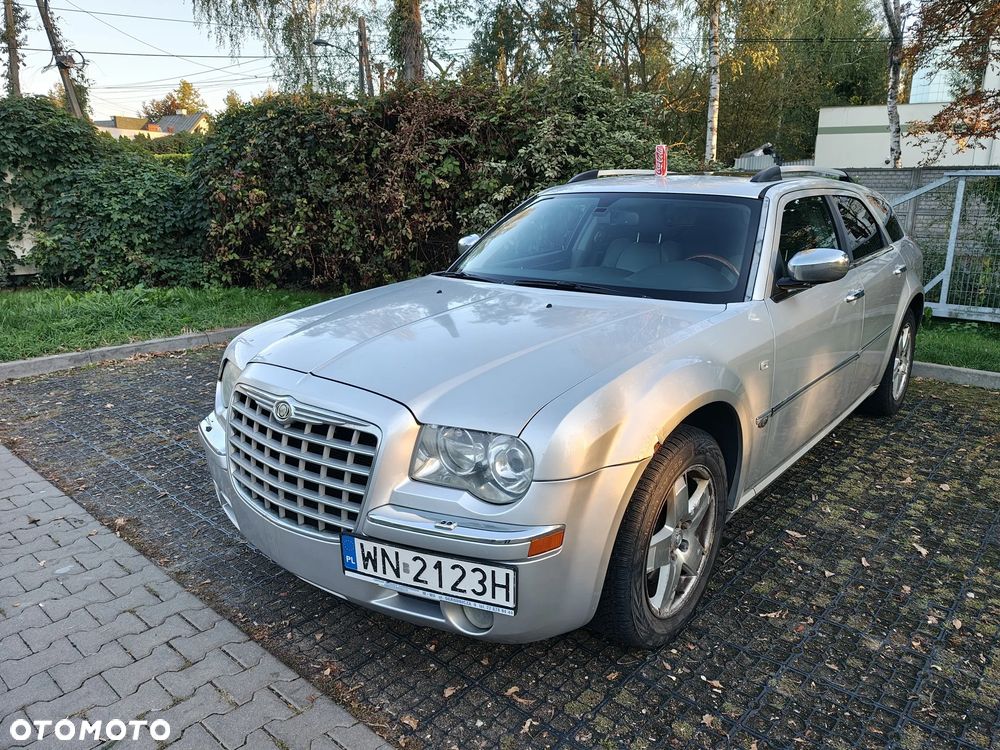Chrysler 300C 5.7 V8 HEMI AWD Automatik - 1