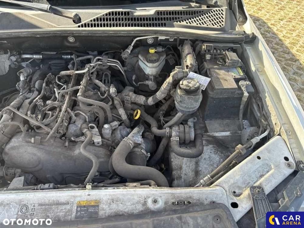 Volkswagen Amarok - 25