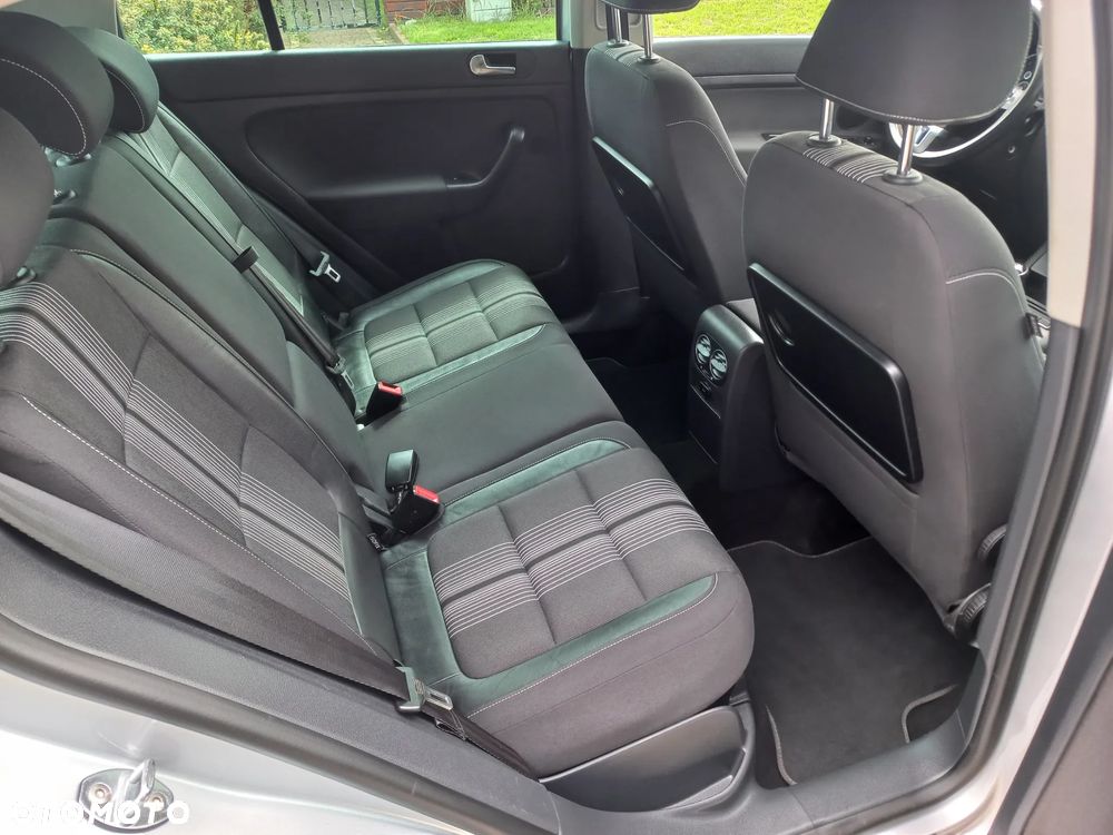 Volkswagen Golf Plus 2.0 TDI DPF MATCH - 24