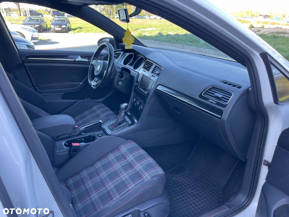 Volkswagen Golf 2.0 TSI BMT GTI Clubsport DSG - 25