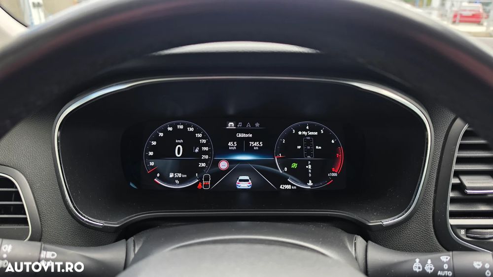 Renault Megane TCe 140 GPF EDC INTENS - 7