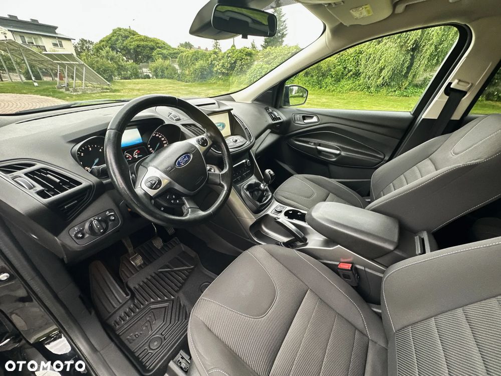 Ford Kuga 2.0 TDCi 2x4 SYNC - 28
