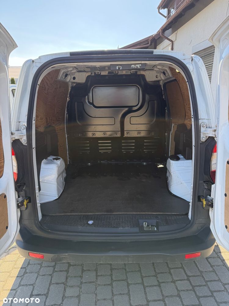 Ford Transit courier - 4