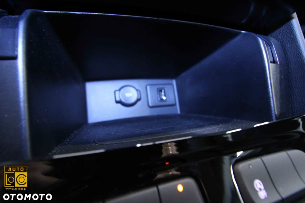 Opel Grandland 1.2 T Business Edition S&S - 32