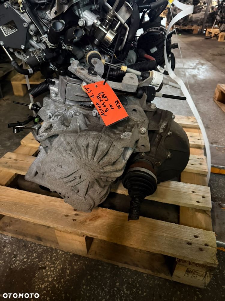 SKRZYNIA BIEGÓW 6 BIEGOWA OPEL ASTRA K 1.4TURBO M320SGE - 1