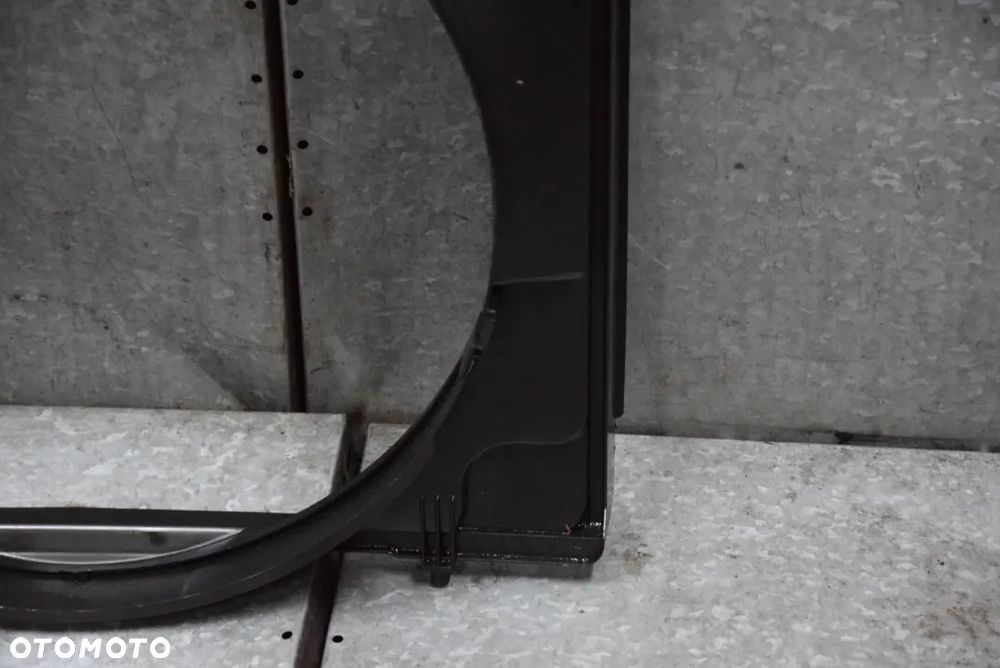 NISSAN NAVARA D22 3.0 TD OBUDOWA WENTYLATORA - 4