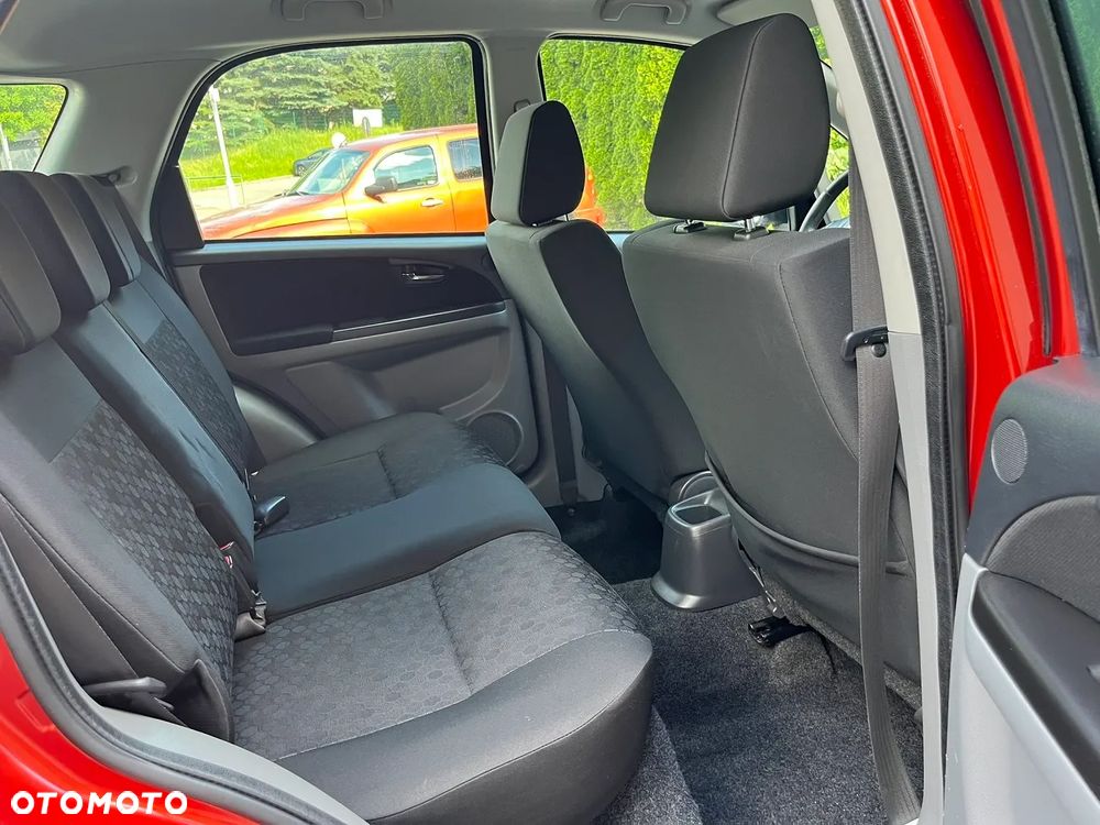 Suzuki SX4 Classic 1.6 VVT 4x4 Style - 13