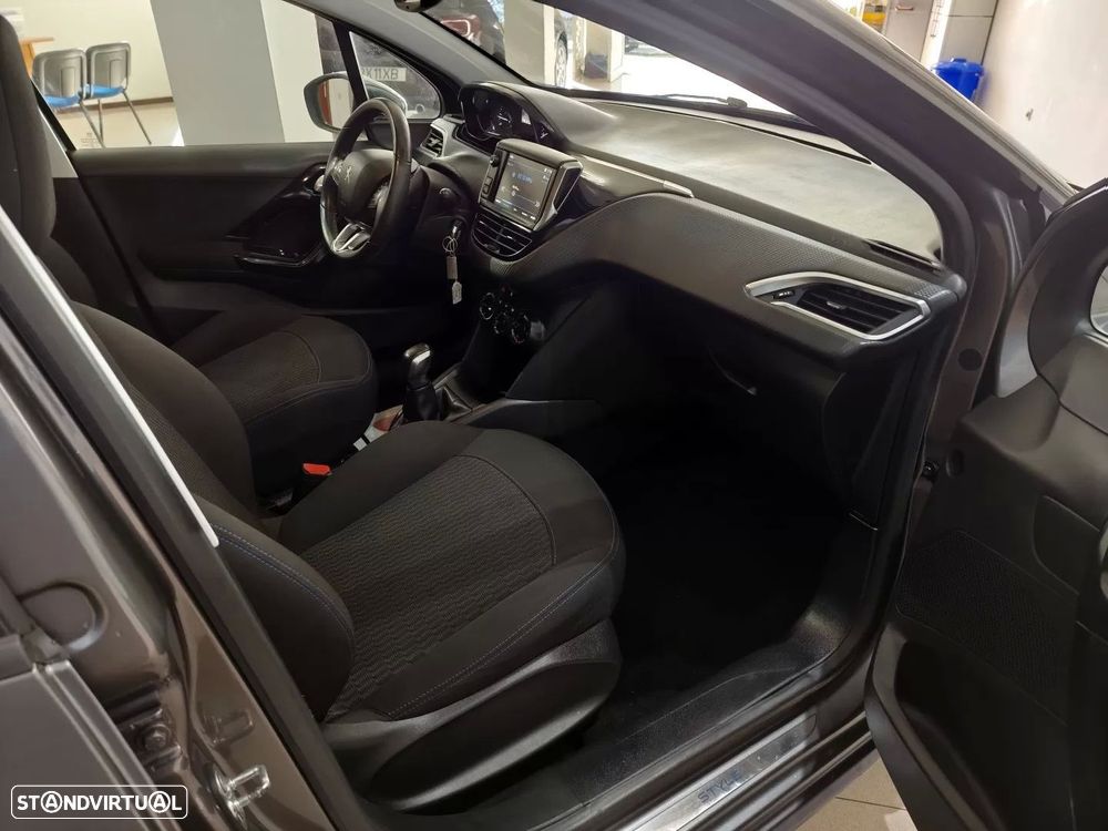 Peugeot 208 1.2 PureTech Style - 20