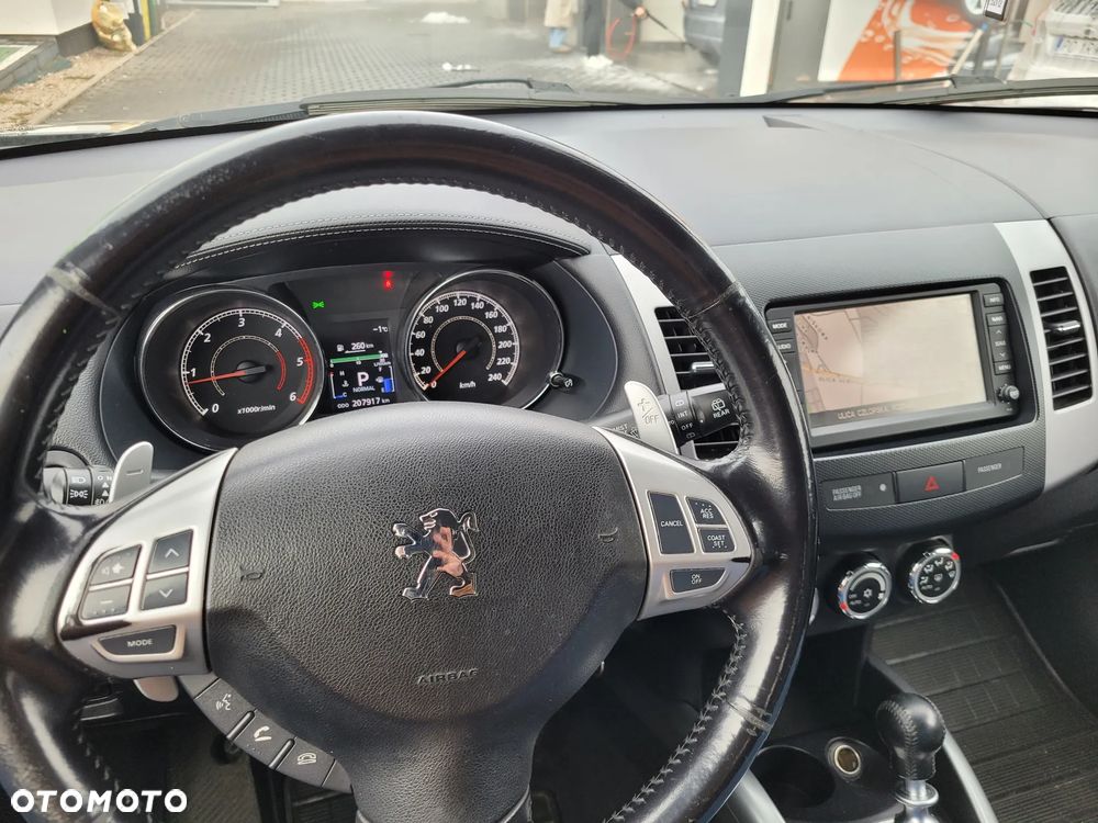 Peugeot 4007 2.2HDi Premium - 14
