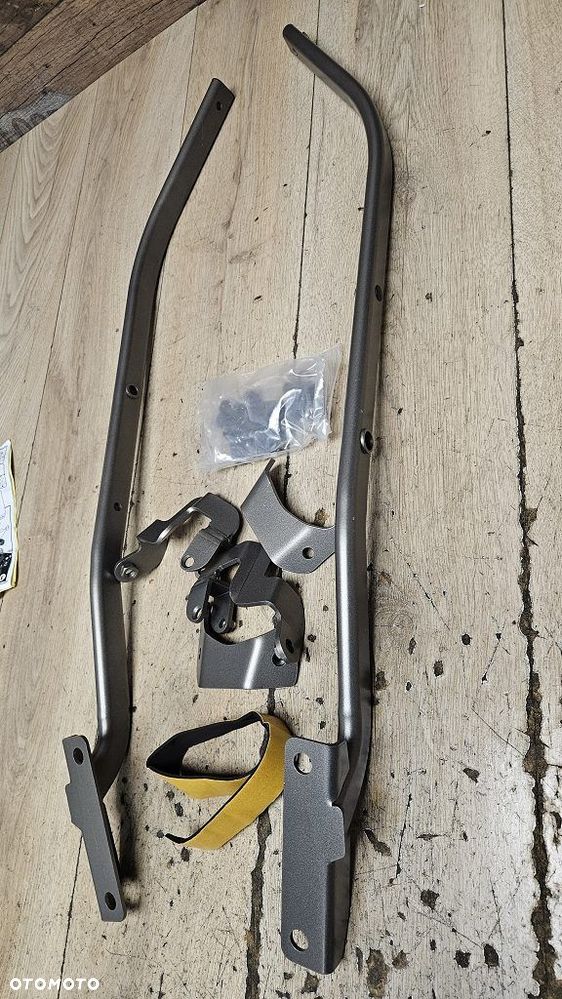 Stelaż pod kufer centralny Givi / Kappa Monorack Honda CB600F Hornet (2003) - 9
