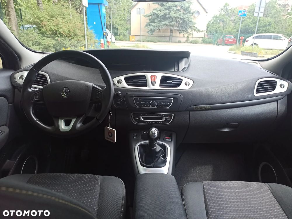 Renault Scenic 1.4 16V TCE Expression - 27