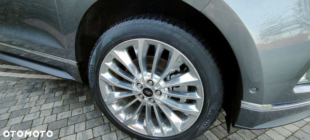 Ford Edge 2.0 EcoBlue Bi-Turbo 4x4 Titanium - 9