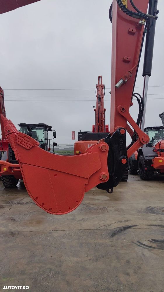 Hitachi ZX85, 2023, 2.314h, MASA OPERATIONALA 9,3tone, senile cauciuc pad, CUPLA RAPIDA HIDRAULICA si 3 cupe NOI, latime 2,2m, ad sapare 5m, inst picon pe brate, Aer cond, camera spate, posibil leasing 4 ani, CA NOU-PROMOTIE 63900 EUR+tva - 35