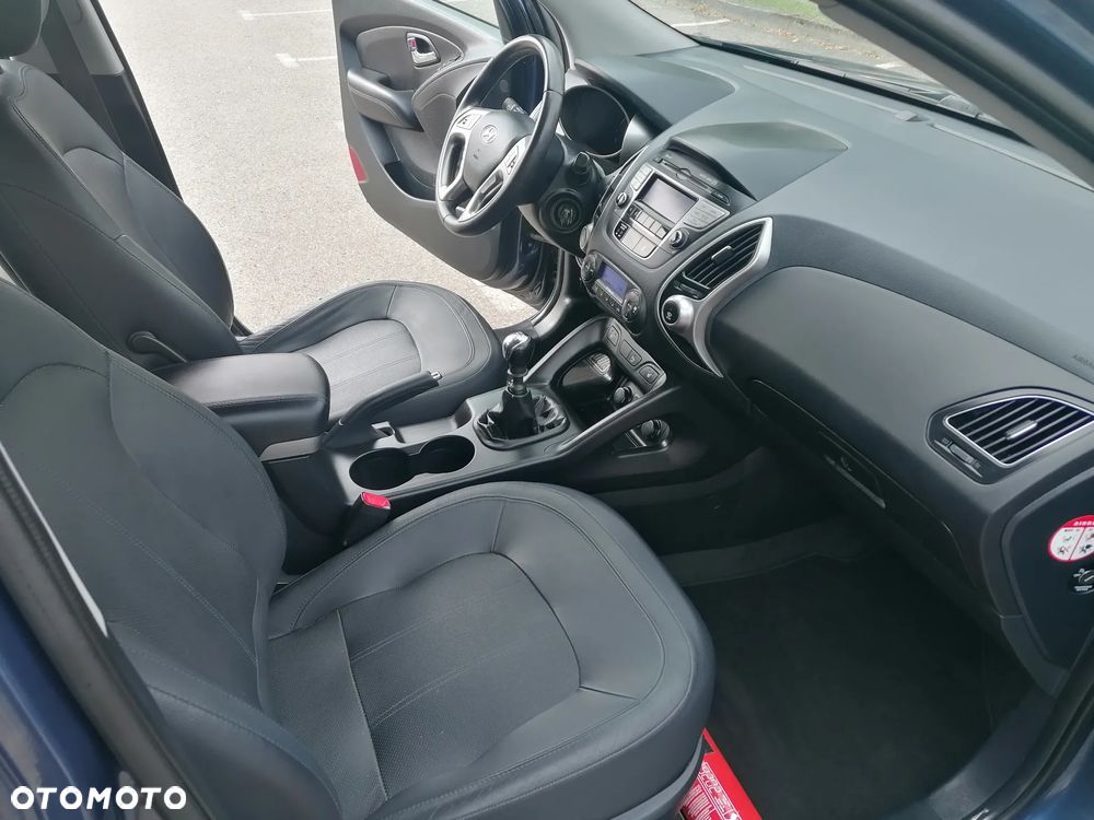 Hyundai ix35 1.6 2WD blue Style - 10