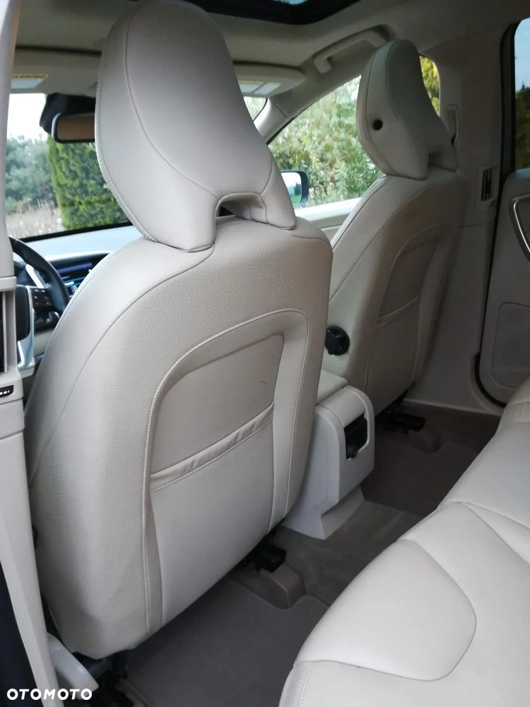 Volvo XC 60 T6 AWD Momentum - 14