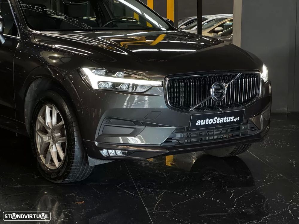 Volvo XC 60 2.0 B4 Momentum Plus - 3