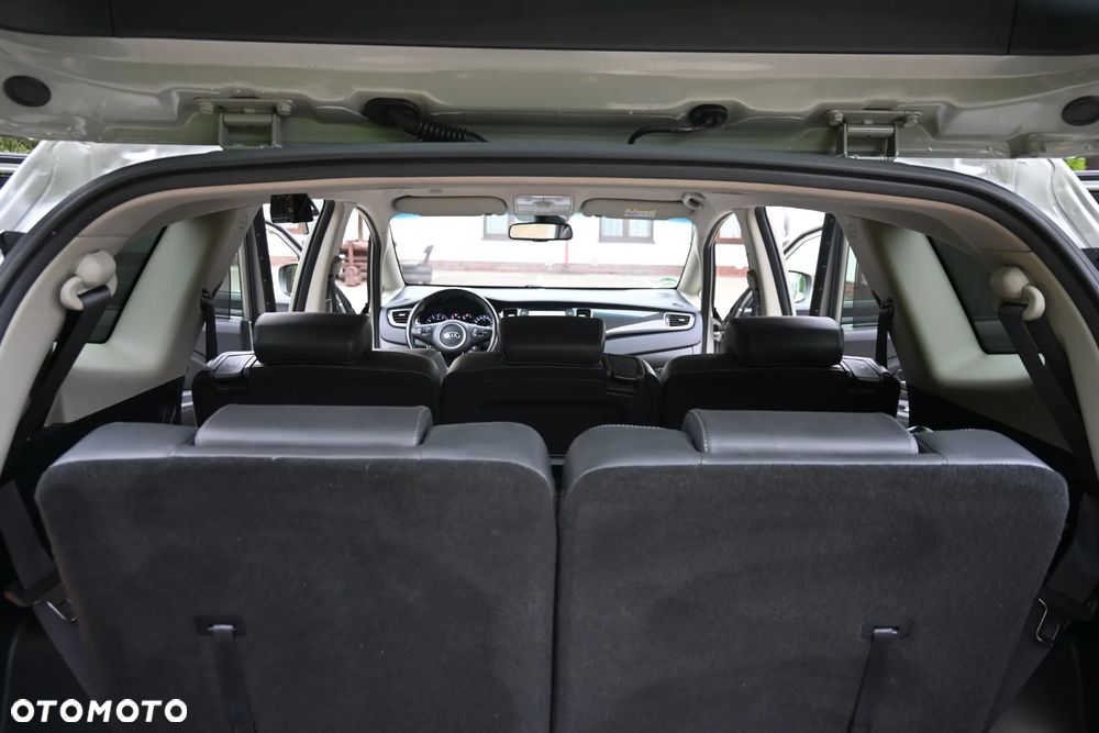 Kia Carens 2.0 GDI Automatik Edition 7 - 33