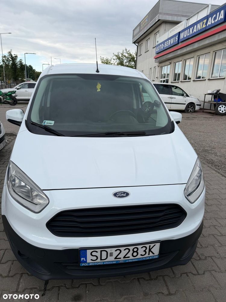 Ford COURIER - 3