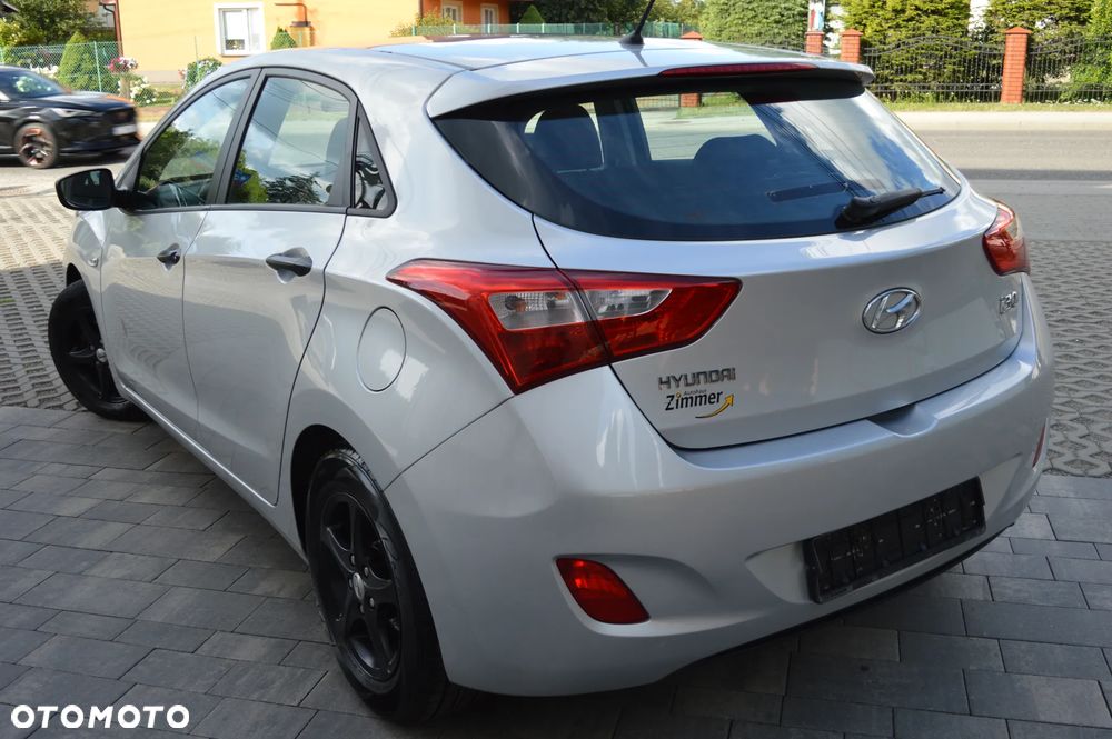 Hyundai i30 1.4 Trend - 22