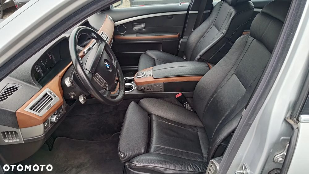 BMW Seria 7 730d - 12