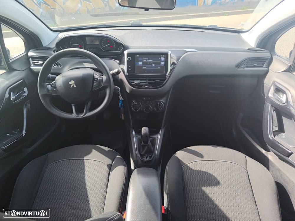 Peugeot 208 1.6 BlueHDi Style - 15
