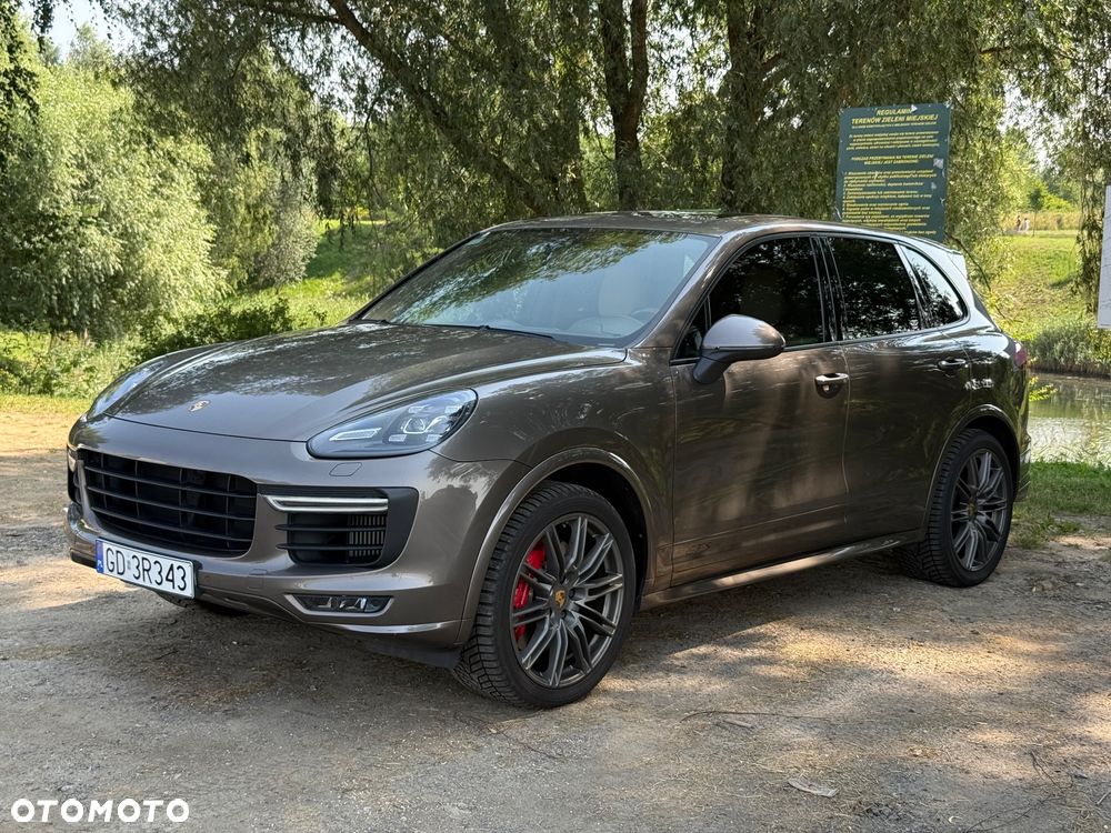 Porsche Cayenne GTS Tiptronic S - 1
