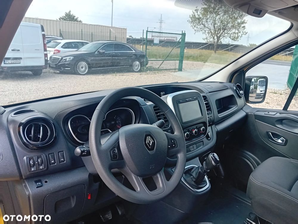 Renault Trafic Pilot - 20