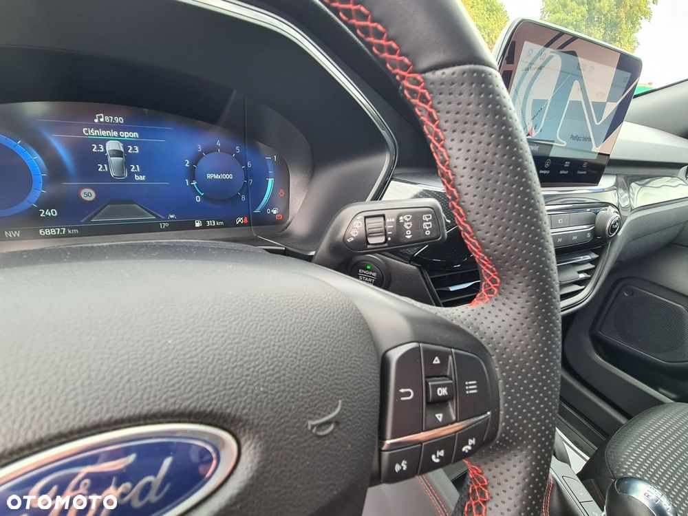 Ford Kuga 1.5 EcoBoost ST-LINE - 28