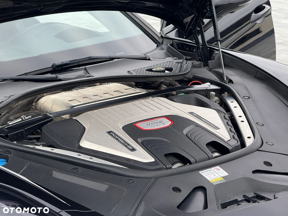 Porsche Panamera Turbo S Executive - 26