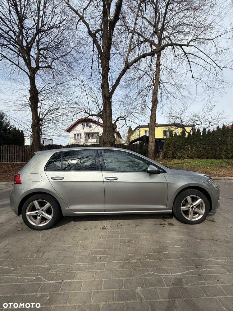 Volkswagen Golf 1.2 TSI Highline DSG - 8