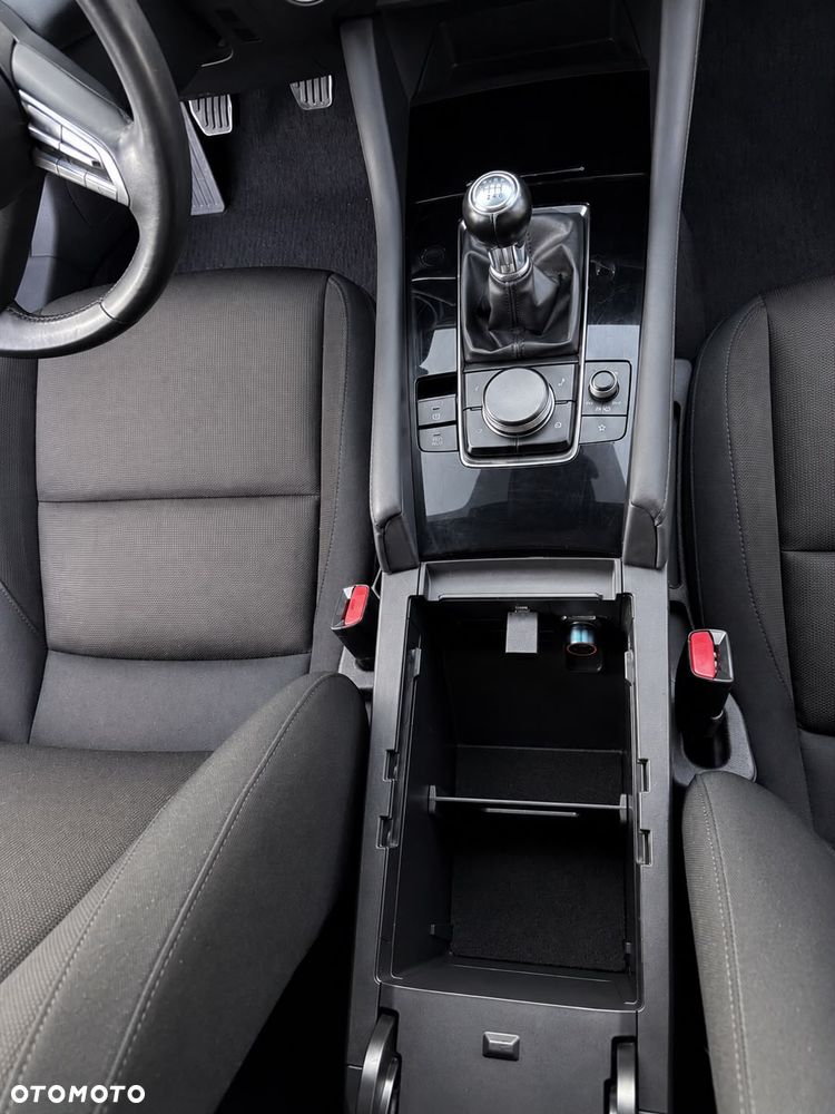 Mazda 3 e-SKYACTIV-G 2.0 M HYBRID - 24