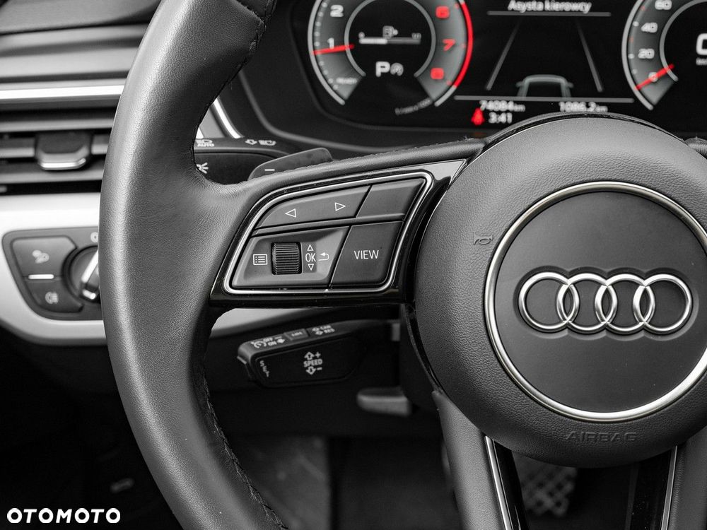 Audi A4 Limousine - 17