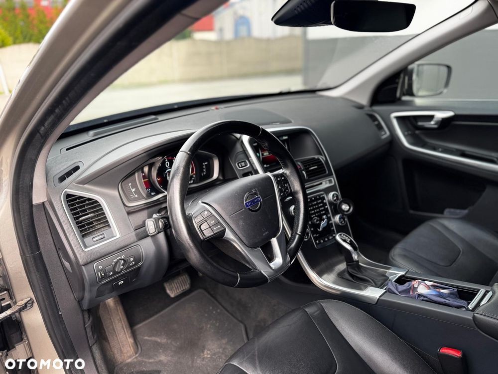 Volvo XC 60 - 12