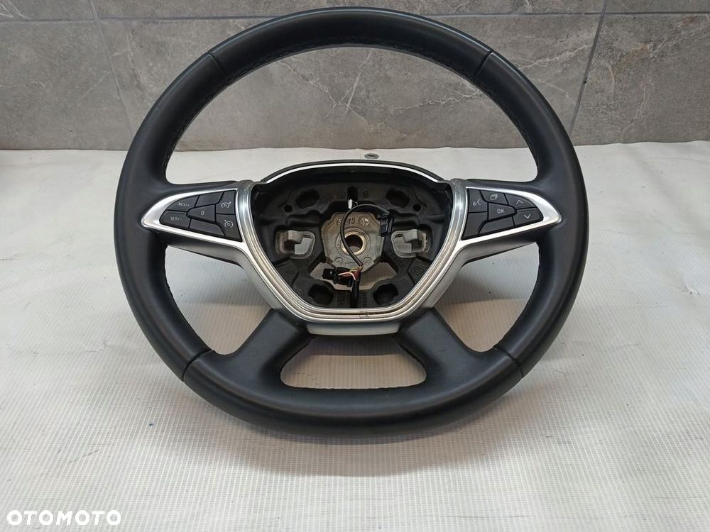 dacia sandero stepway iii 21r- kierownica skóra jogger 484004420r - 2