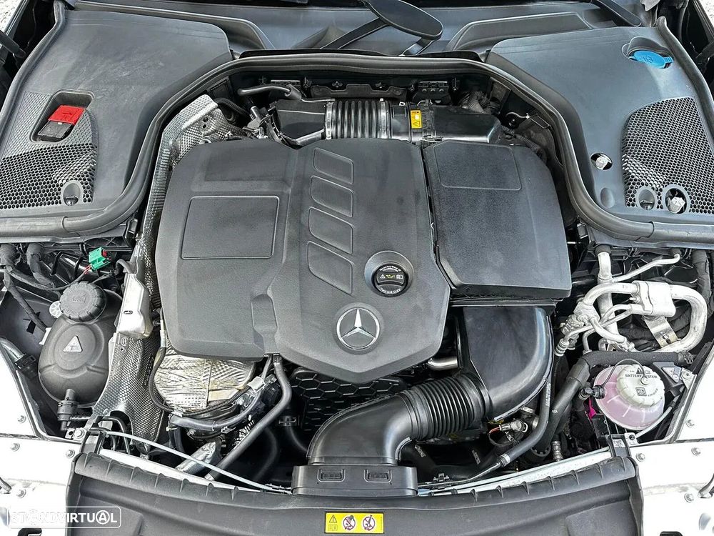 Mercedes-Benz E 300 de AMG Line - 26