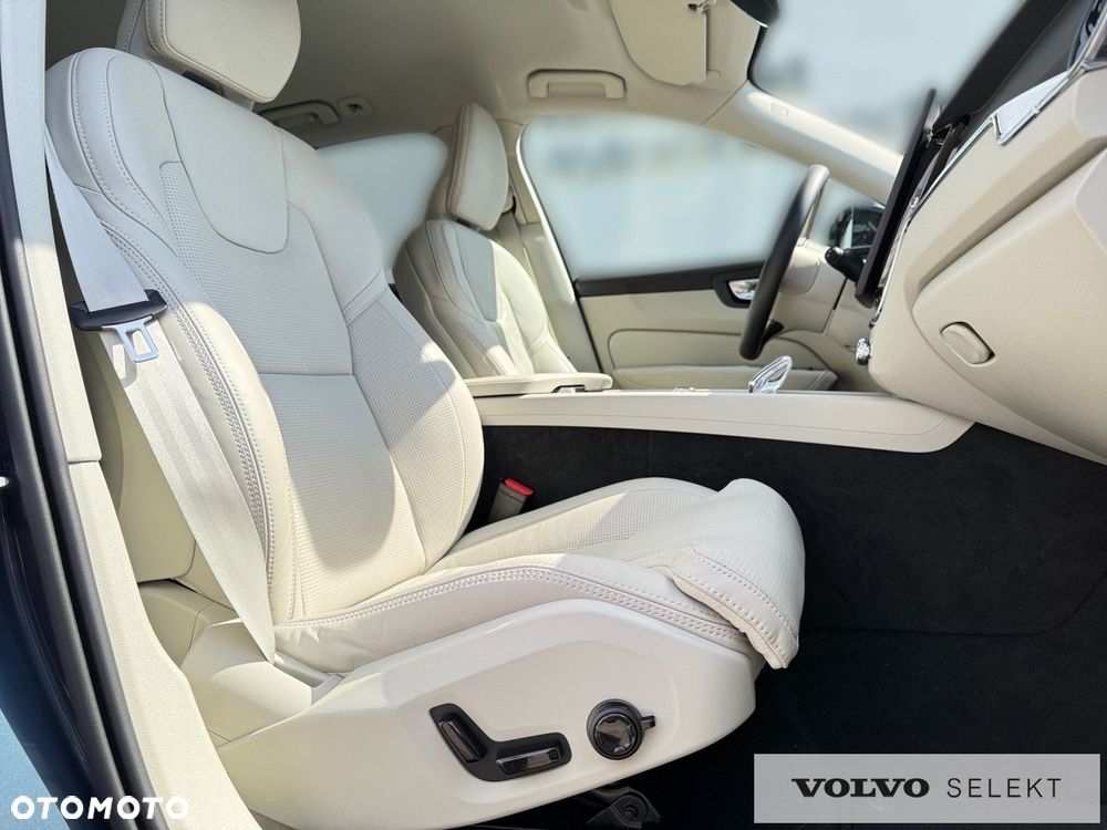 Volvo XC 60 - 26