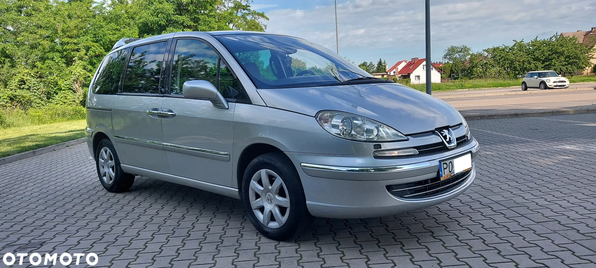 Peugeot 807 2.0 HDi Platinum Pullman - 2
