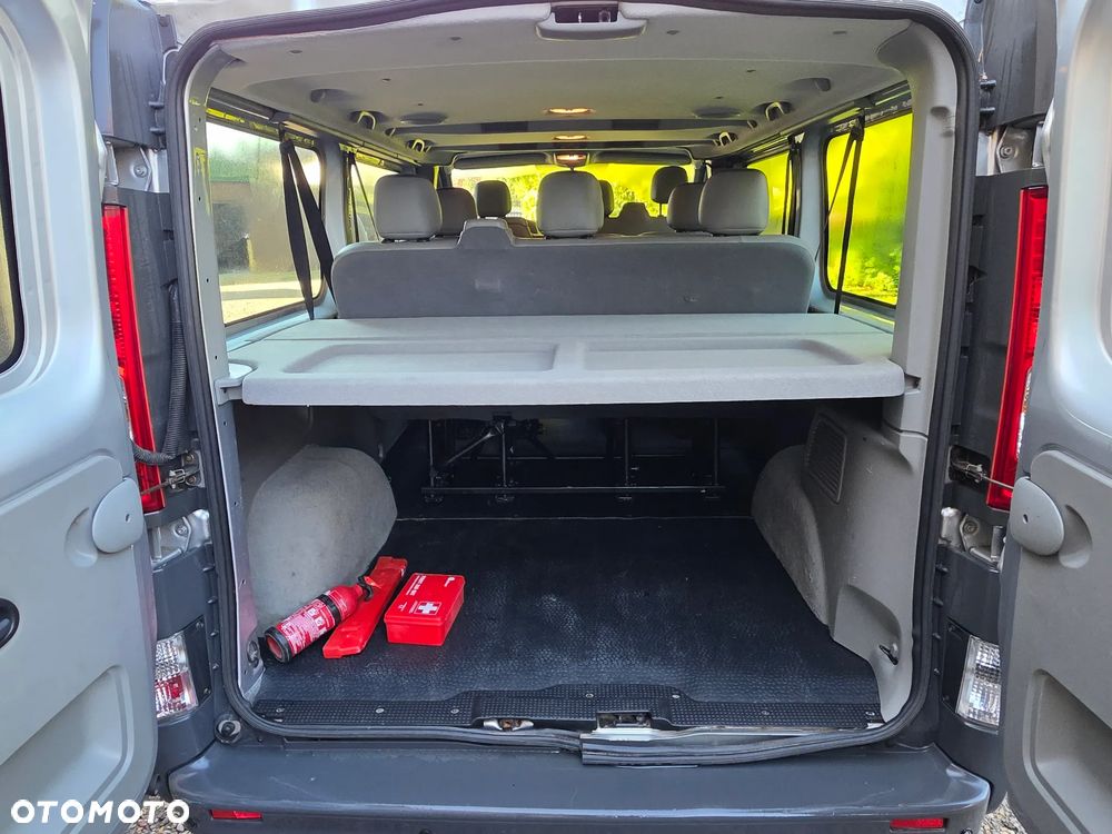 Opel Vivaro L2H1 2.9t - 19