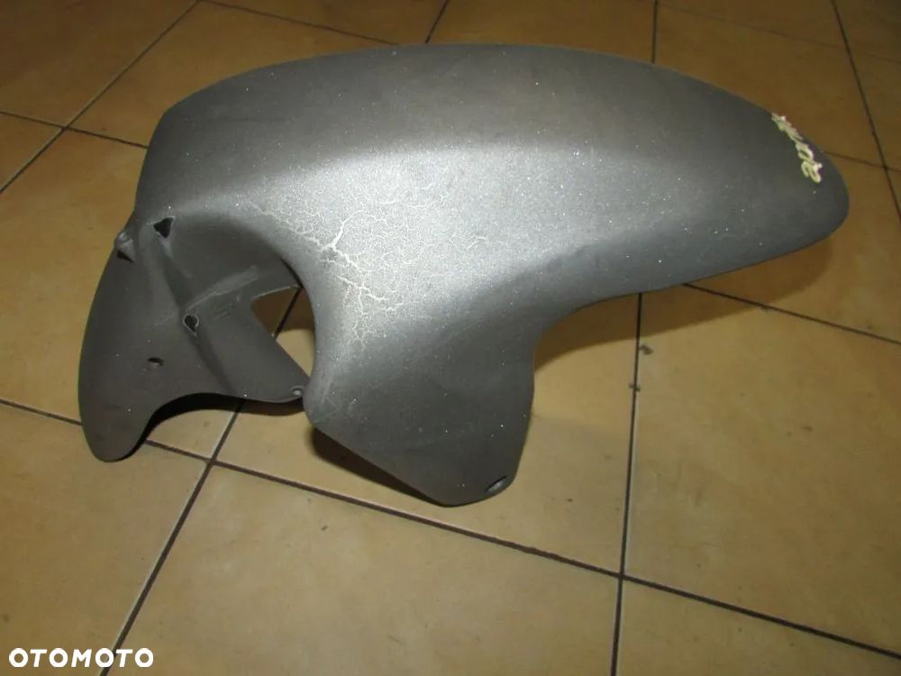 APRILIA PEGASO 650 i.e. 01-04 błotnik przód - 1