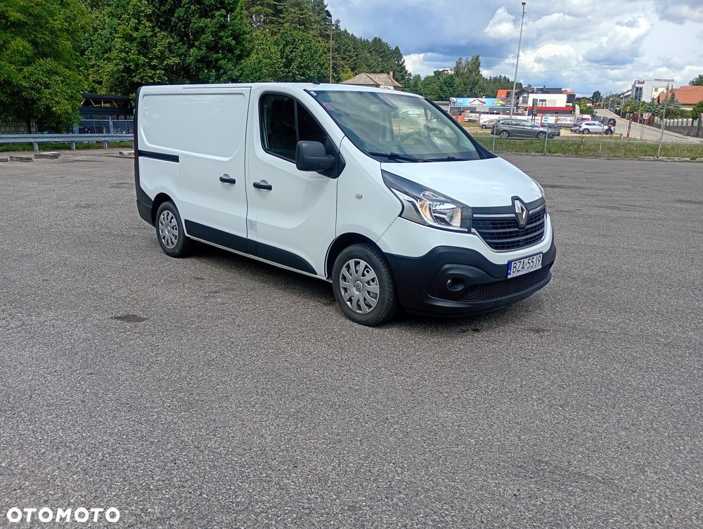 Renault TRAFIC - 2