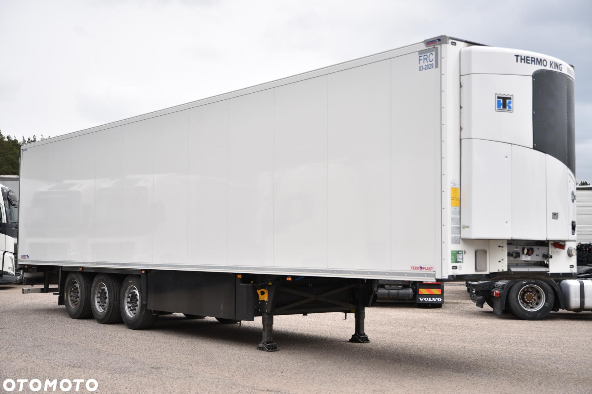 Schmitz Cargobull SKO FP 60 ThermoKing SLXi 300 - 3