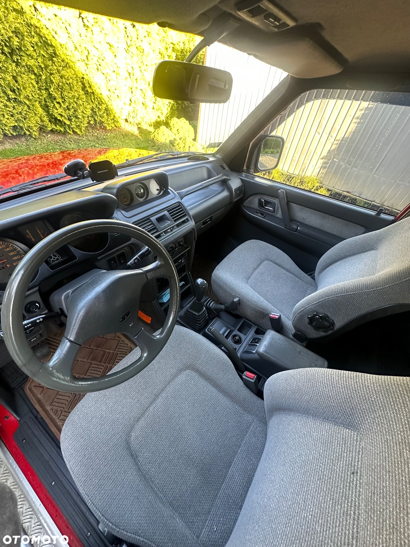 Mitsubishi Pajero 2.5 TD GLS - 9