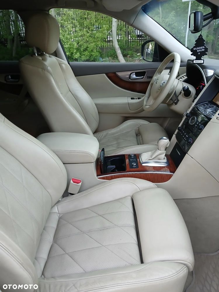 Infiniti FX FX30d AWD S - 12