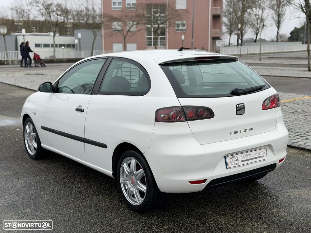 Seat Ibiza Van 1.4 TDI - 4