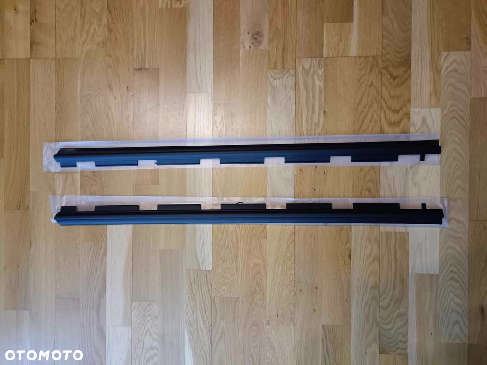 LISTWY ZGARNIAJACE LISTWA ZGARNIAJACA DRZWI PRZEDNICH PRZOD PRZEDNICH LEWA PRAWA LEWYCH PRAWYCH SZYBY LEWEJ PRAWEJ USZCZELKA CHEVROLET GMC SILVERADO SIERRA 1500 2500 3500 JIMMY TOPKICK S10 BLAZER - 2