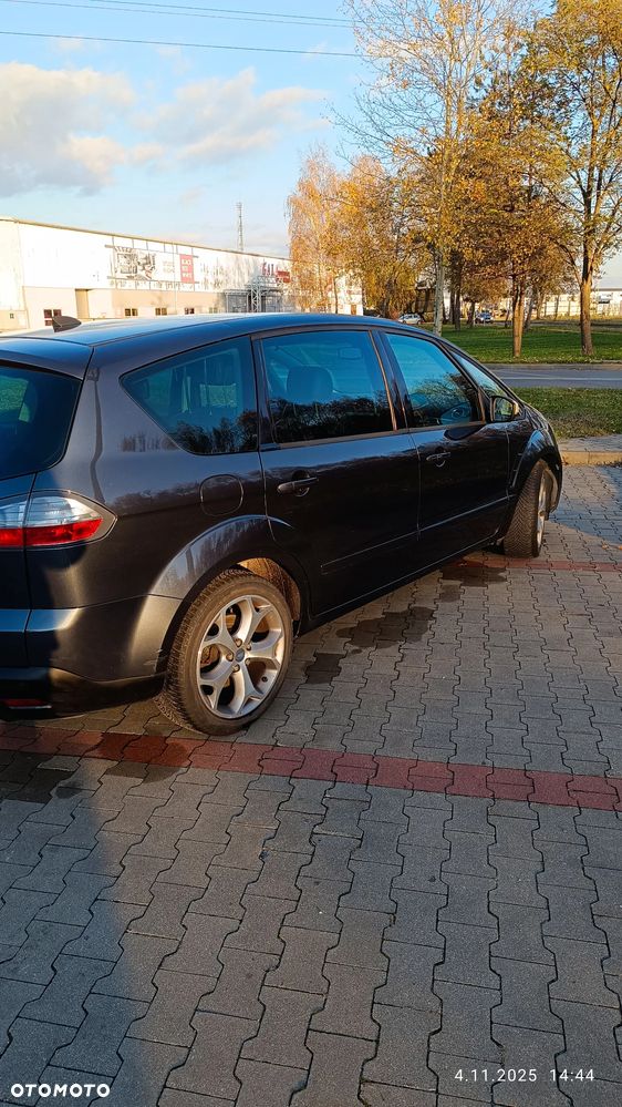 Ford S-Max 2.5 Titanium - 32