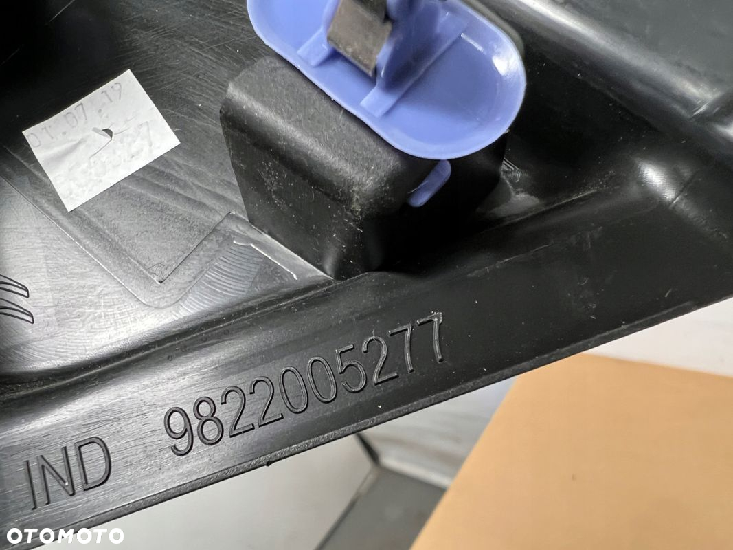 Citroen C5 Aircross osłona poszycie słupka lewa lewy tylna tył 9822821177 - 6