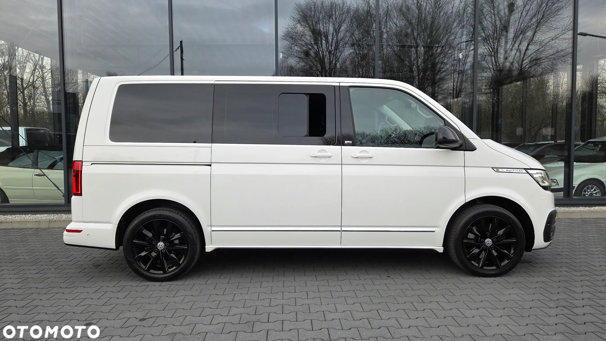 Volkswagen Multivan 6.1 2.0 TDI L1 Highline 4Motion DSG - 40